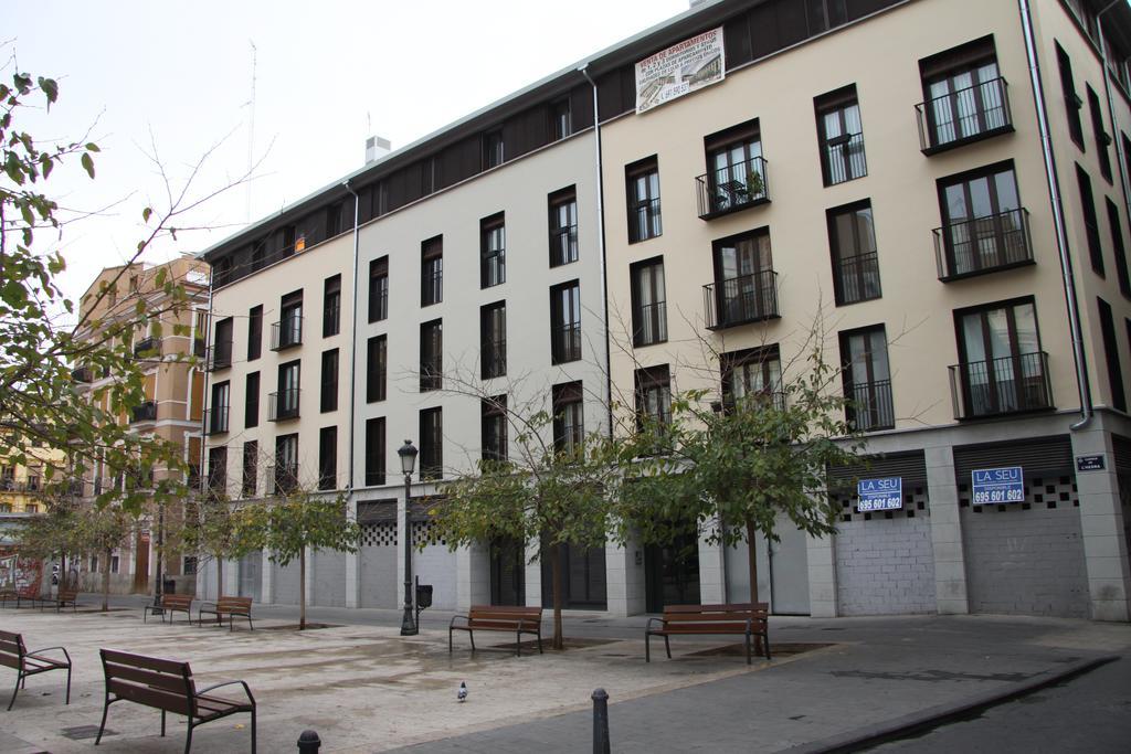 Apartamentos Hiedra Y Tapineria Mercado Central バレンシア エクステリア 写真