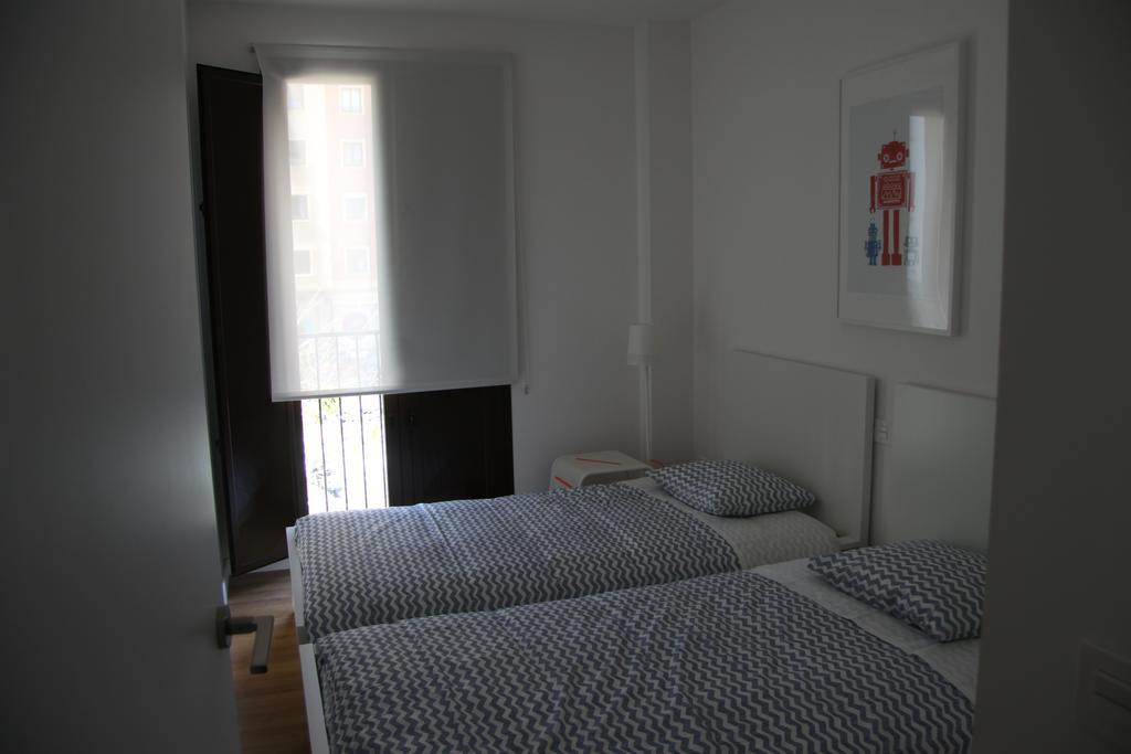 Apartamentos Hiedra Y Tapineria Mercado Central バレンシア エクステリア 写真