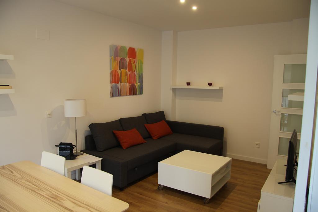 Apartamentos Hiedra Y Tapineria Mercado Central バレンシア エクステリア 写真
