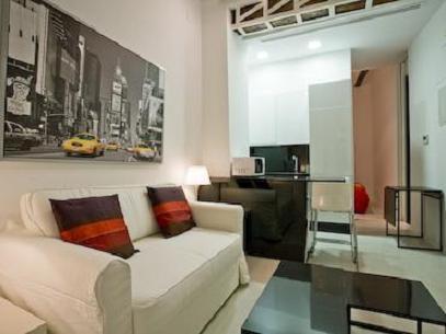 Apartamentos Hiedra Y Tapineria Mercado Central バレンシア エクステリア 写真